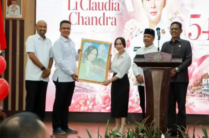 Pimpinan DPRD Batam Ucapkan Selamat Ulang Tahun ke-54 kepada Li Claudia Chandra