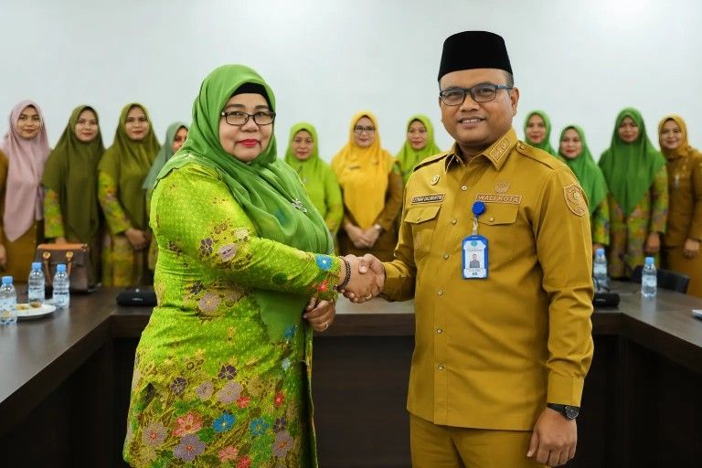 Pertemuan Muslimat NU dan Wali Kota Bahas Perlindungan Pekerja RT
