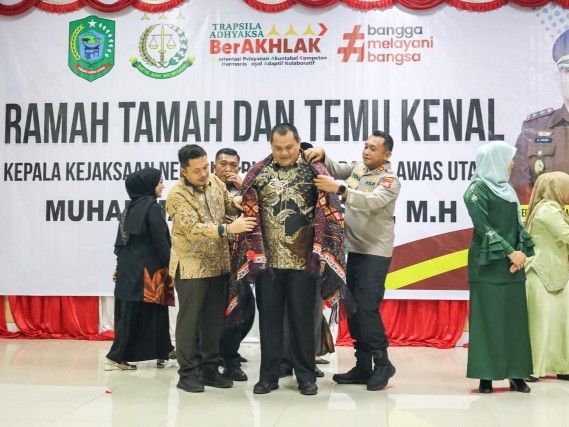 Sambut Kajari Baru, Kapolres Tapsel Tegaskan Komitmen Perkuat Sinergi untuk Penegakan Hukum di Paluta