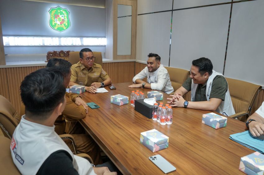 Wakil Wali Kota Medan Dukung Turnamen &ldquo;Padel Untuk Semua&rdquo;, Dorong Gaya Hidup Sehat dan Pembinaan Atlet Lokal