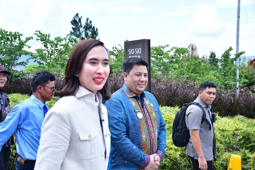Menteri Pariwisata RI Kunjungi Samosir, Vandiko Serahkan Proposal, Minta Dukungan Pusat