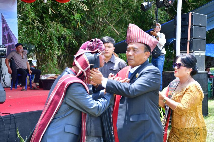 Hari Kedua Mangase Taon, Ritual Sakral Mangalahat Horbo Tampilkan Kekayaan Budaya Batak