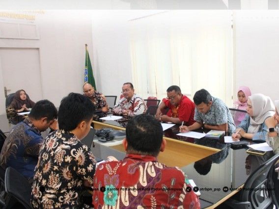 Kantah P.Sidimpuan Percepat Sertifikasi Tanah Wakaf, Agustina Harahap Tekankan Sinergi Tim