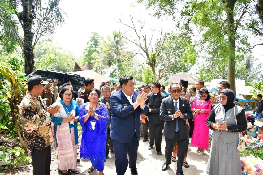 Paskah Oikoumene 2026 Digelar di Pelosok Samosir, Bupati Tekankan Pelayanan hingga Daerah Terpencil