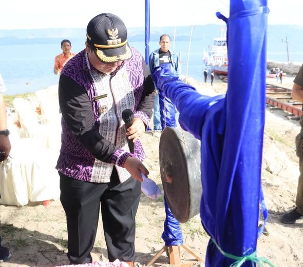Bupati Samosir Resmikan Bengkel Kapal Permanen Pertama, Perkuat Keselamatan Pelayaran di Danau Toba