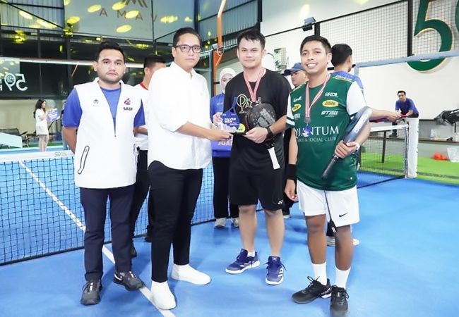 Rico Waas Ajak Warga Jadikan Semangat Olahraga sebagai Energi Membangun Medan