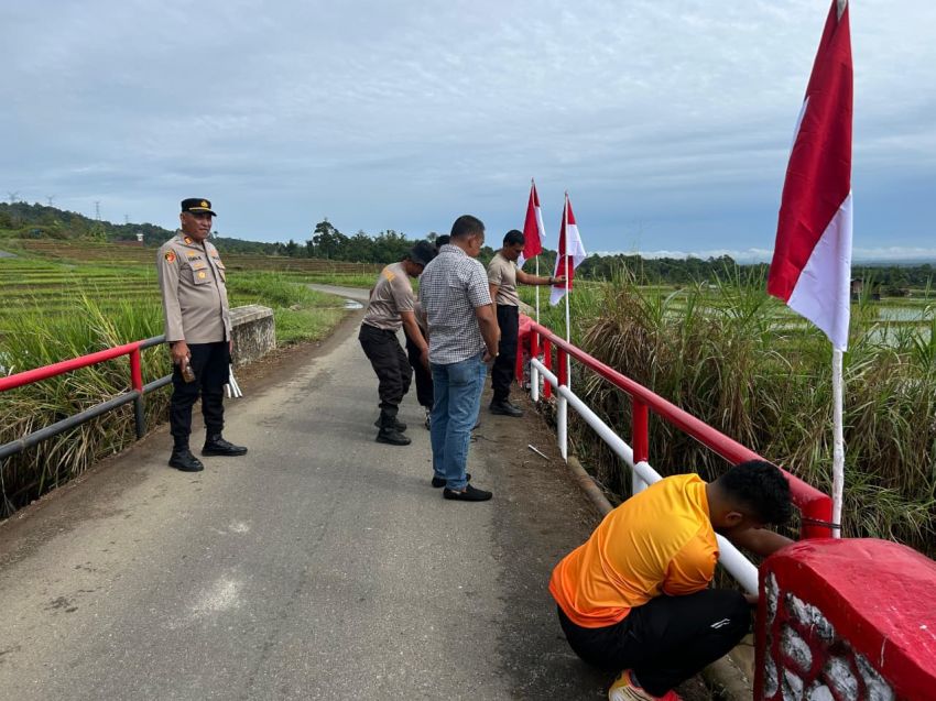 Polisi dan Warga Gotong Royong Revitalisasi Rambin di Situmbaga
