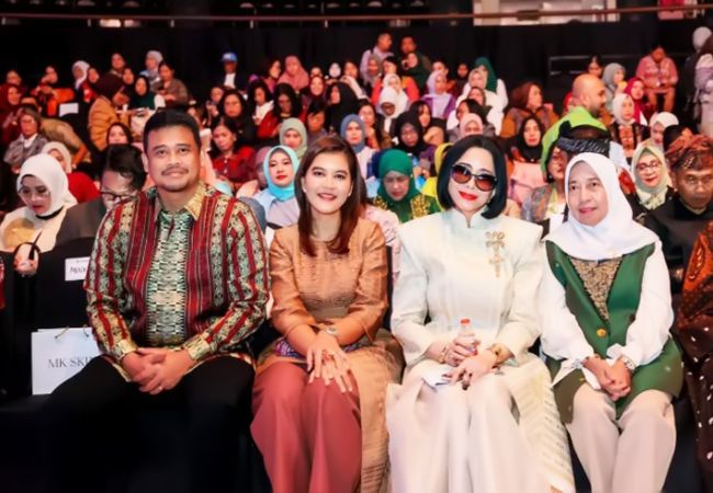 Penutupan Indonesia Fashion Week 2026, Bobby: Sumut Siap Jadi Pusat Fashion Indonesia Lewat Wastra