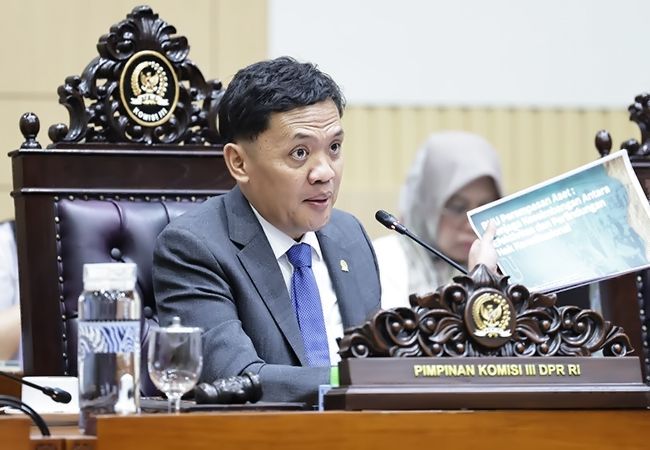 Komisi III DPR Desak Aset Pelaku Kejahatan Keuangan Dikembalikan kepada Korban