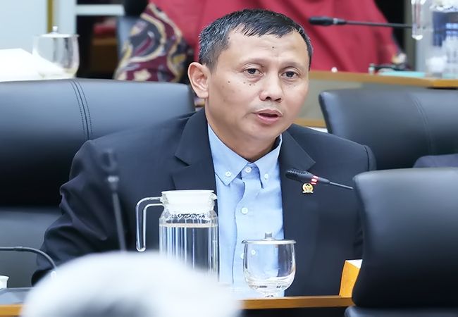 Penanganan Karhutla 2026 Berlarut-larut, DPR Desak Presiden Tetapkan Target Terukur dan Evaluasi Jabatan